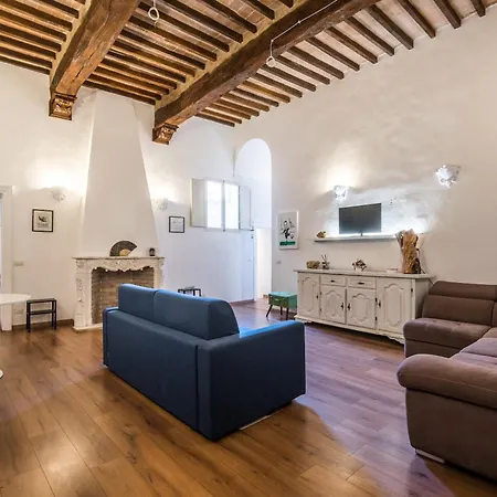 Incantevole Banchi Di Sopra Apartment *