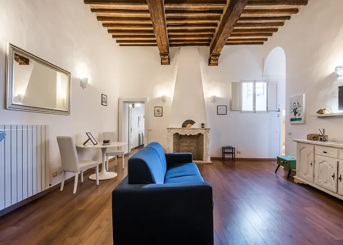 Incantevole Banchi Di Sopra Siena