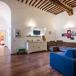 Incantevole Banchi Di Sopra Siena